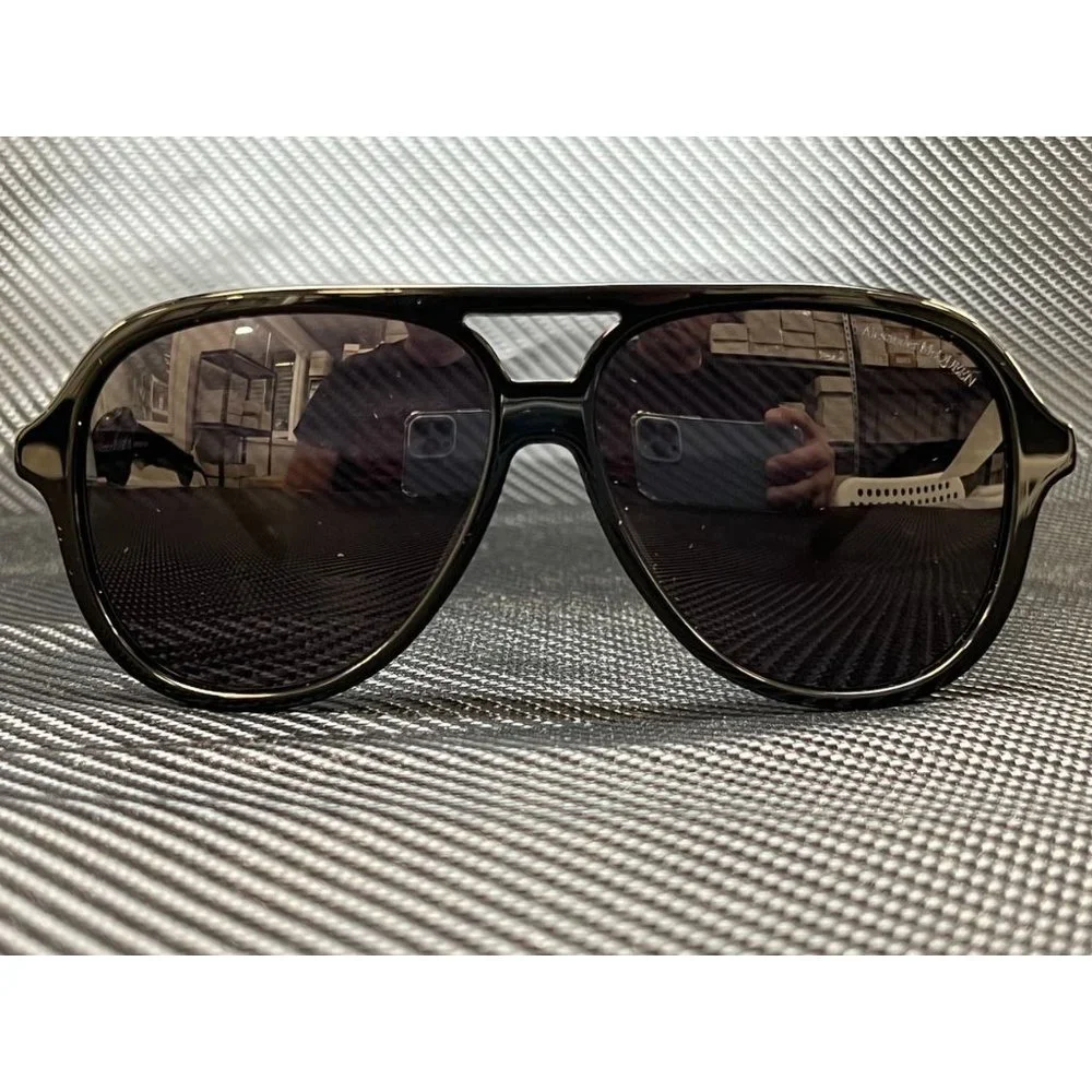 Alexander Mcqueen Black Men Pilot Sunglasses! New!